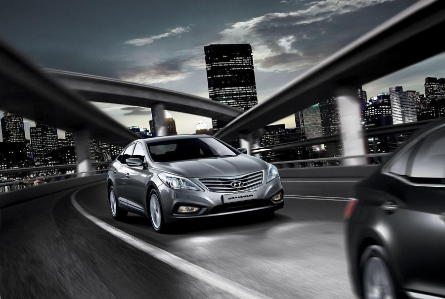  Hyundai Grandeur 2012 года  (фото 4 из 11)